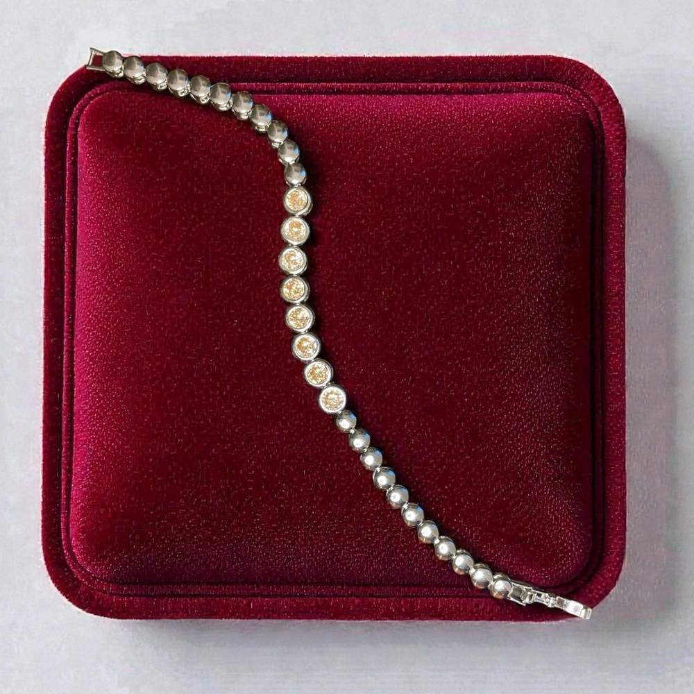 PrettyBird Tennis Bracelet